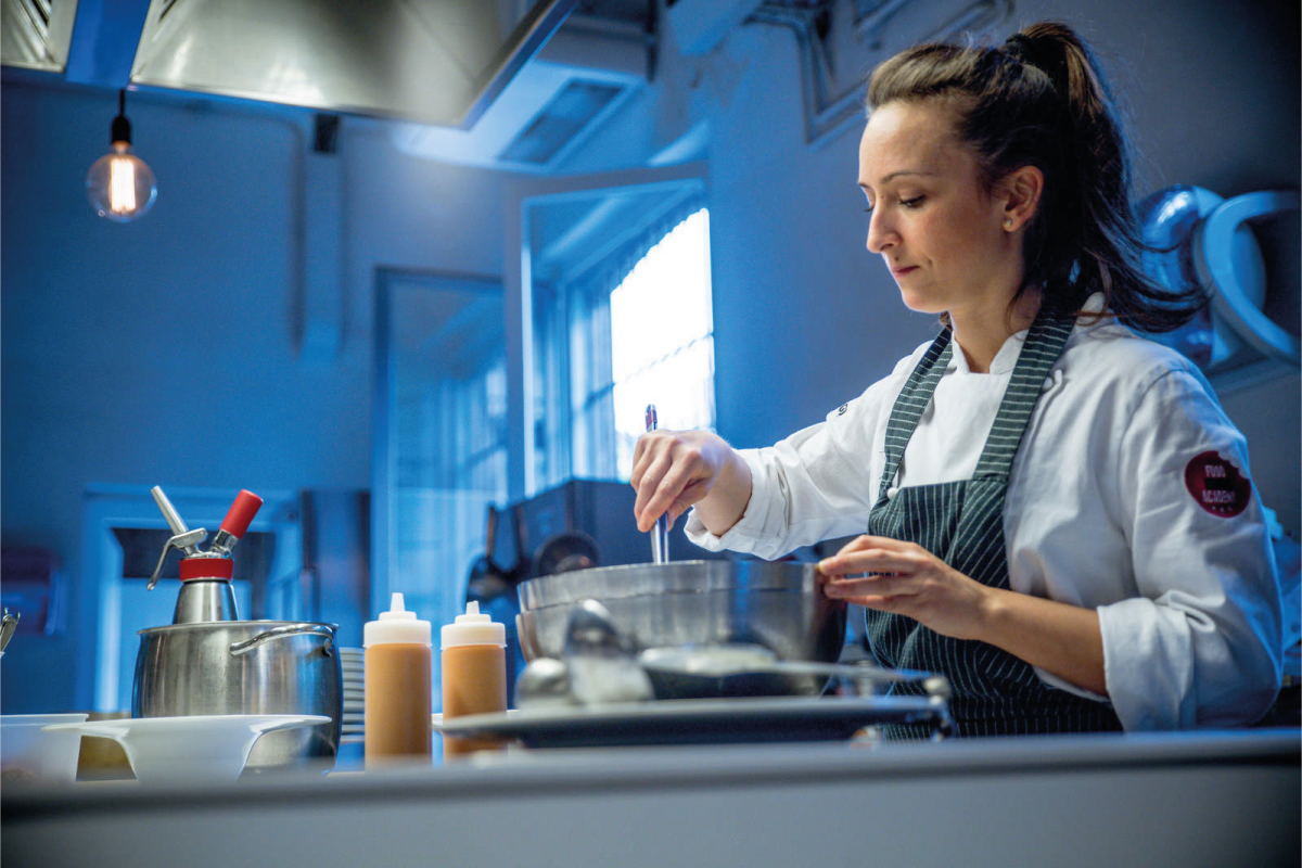 Come migliorare le tue abilità con i coltelli da cucina - Romagna a Tavola